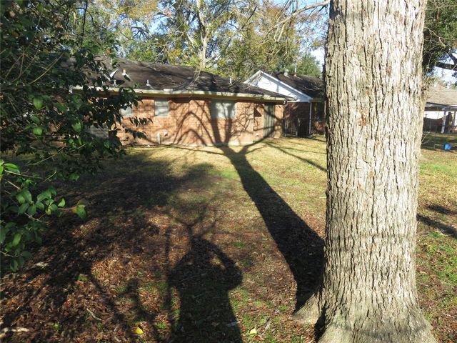 1519 Tobola Street, Rosenberg, TX 77471