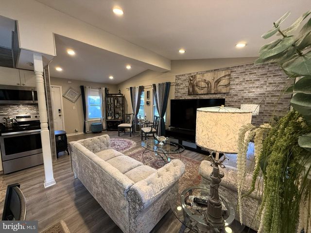 7340 DAMASCUS RD, Gaithersburg, MD 20882