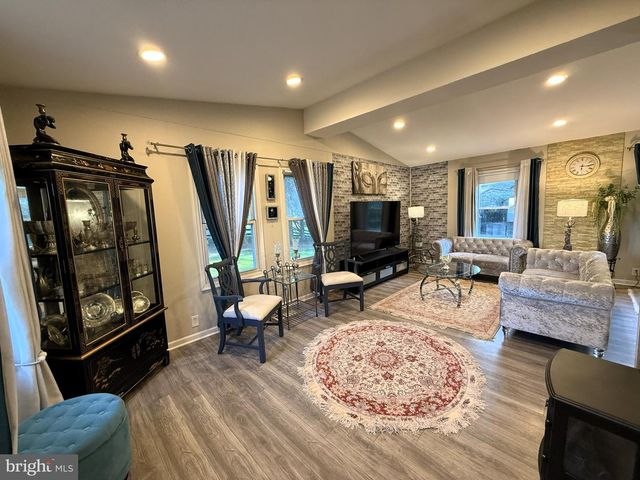 7340 DAMASCUS RD, Gaithersburg, MD 20882