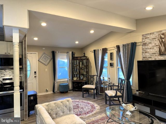 7340 DAMASCUS RD, Gaithersburg, MD 20882