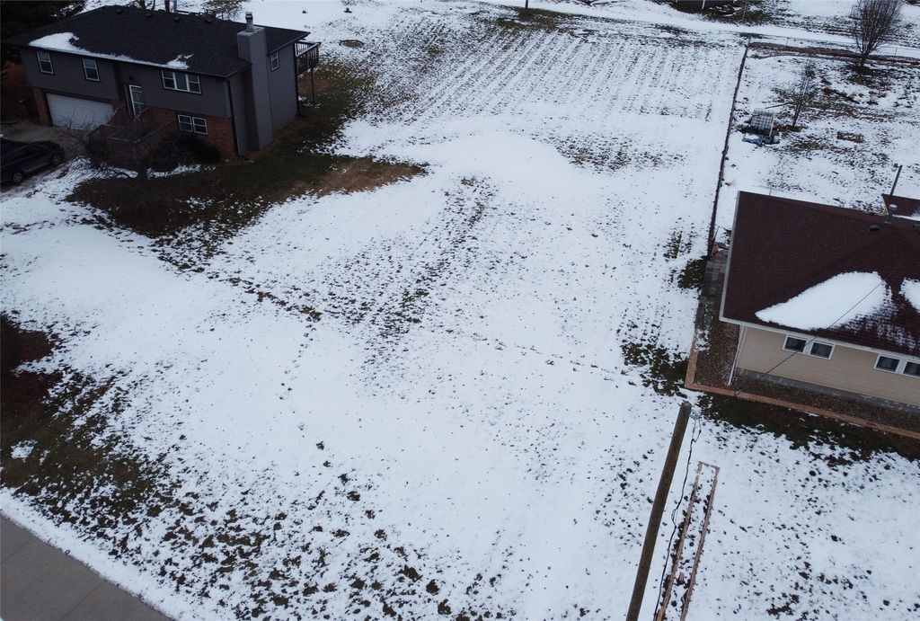 LT 2 JA-MAR Village, Bondurant, IA 50035