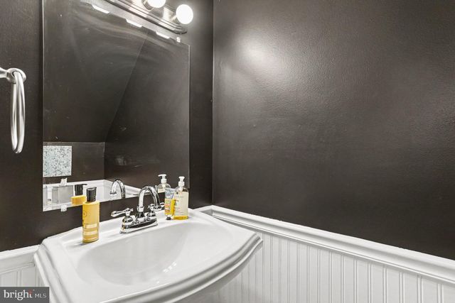 33 BLONDELL CT, Lutherville Timonium, MD 21093