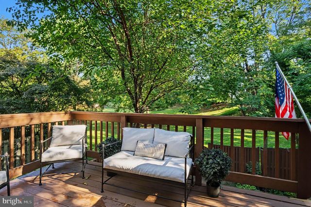 33 BLONDELL CT, Lutherville Timonium, MD 21093