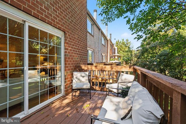 33 BLONDELL CT, Lutherville Timonium, MD 21093