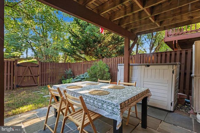 33 BLONDELL CT, Lutherville Timonium, MD 21093