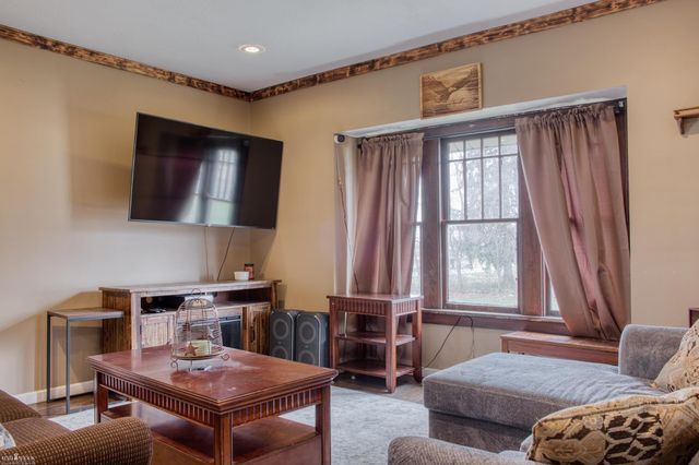 102 E Maple Avenue, Bancroft, MI 48414