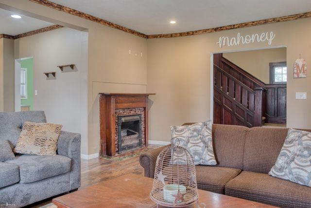 102 E Maple Avenue, Bancroft, MI 48414