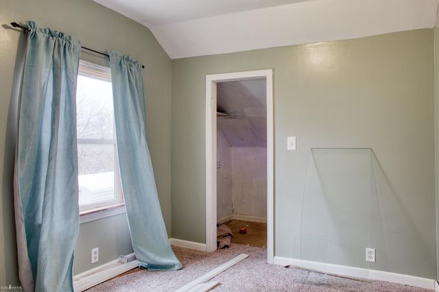 102 E Maple Avenue, Bancroft, MI 48414