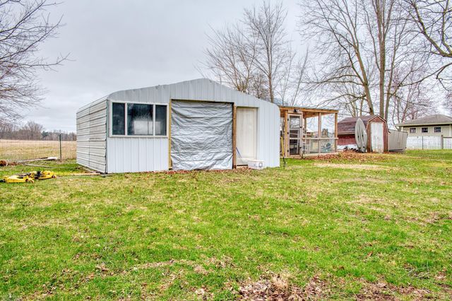 102 E Maple Avenue, Bancroft, MI 48414