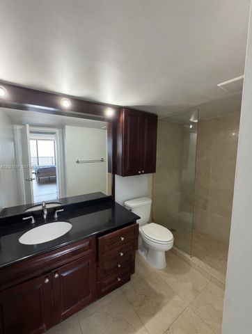 555 NE 15th St 16K, Miami, FL 33132