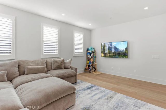 108 Oakstone, Irvine, CA 92618