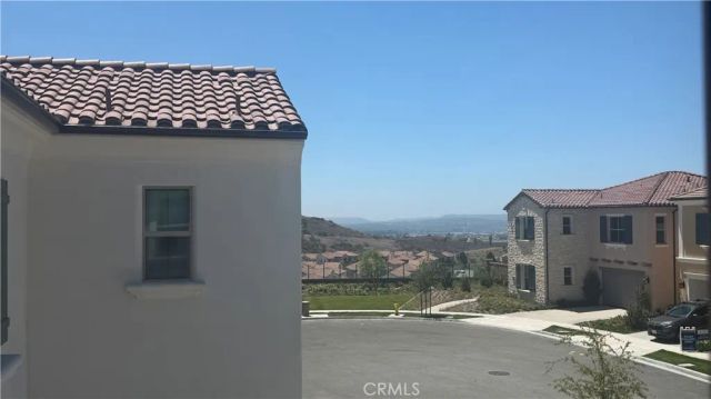 108 Oakstone, Irvine, CA 92618