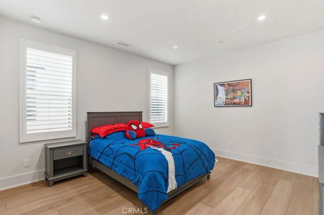 108 Oakstone, Irvine, CA 92618