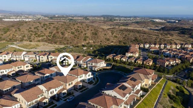 108 Oakstone, Irvine, CA 92618