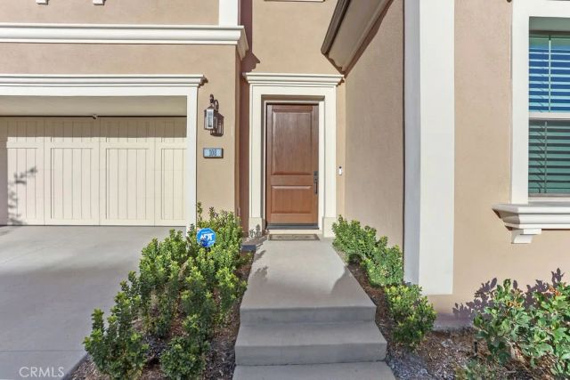 108 Oakstone, Irvine, CA 92618