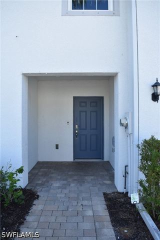 15269 Wildflower CIR, Naples, FL 34119