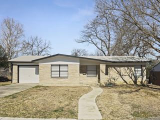 343 LANGTON DR, San Antonio, TX 78216