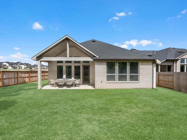 7058 North Lake Clopton Drive, Montgomery, TX 77316