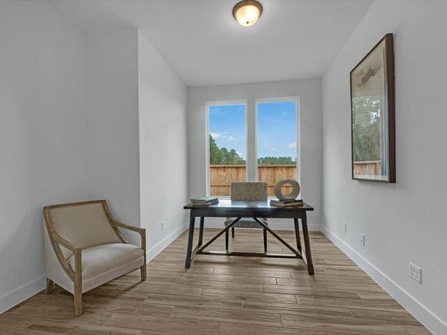 7058 North Lake Clopton Drive, Montgomery, TX 77316