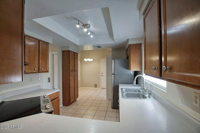 2339 W PARK Avenue, Chandler, AZ 85224