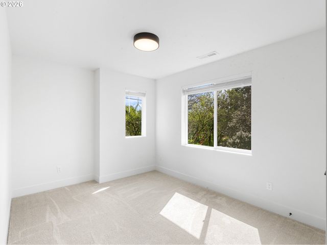 5623 N GAY Ave, Portland, OR 97217