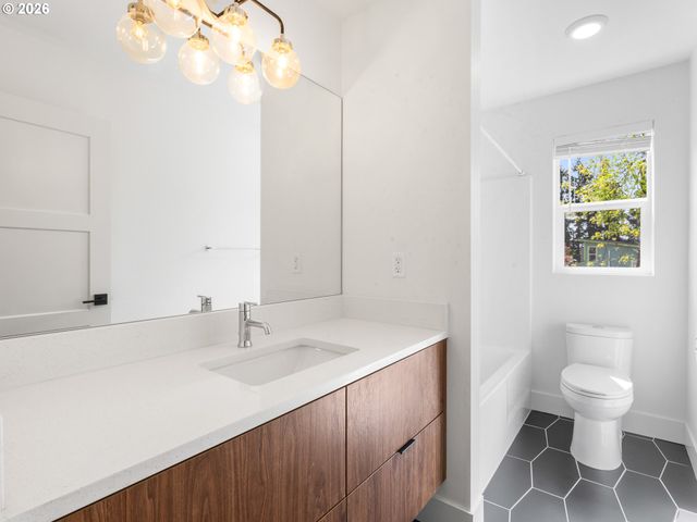 5623 N GAY Ave, Portland, OR 97217