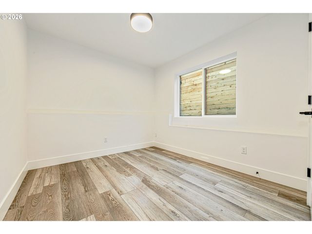 5623 N GAY Ave, Portland, OR 97217