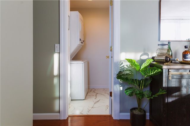 114 Girard Avenue 6, Newport, RI 02840