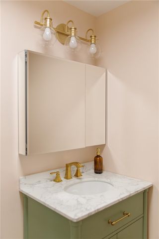 114 Girard Avenue 6, Newport, RI 02840