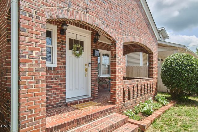 201 E Club Boulevard, Durham, NC 27704