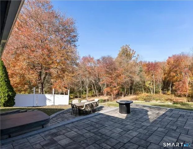 144 Pond Circle, Glastonbury, CT 06033
