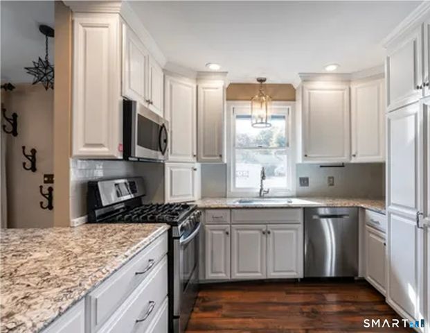 144 Pond Circle, Glastonbury, CT 06033