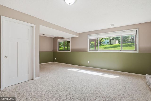 7024 Polaris Lane N, Maple Grove, MN 55311