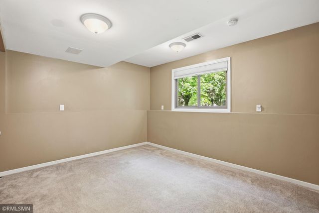7024 Polaris Lane N, Maple Grove, MN 55311
