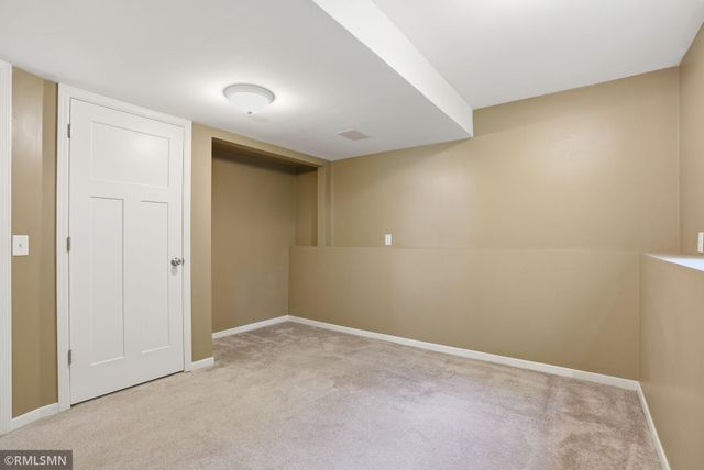 7024 Polaris Lane N, Maple Grove, MN 55311