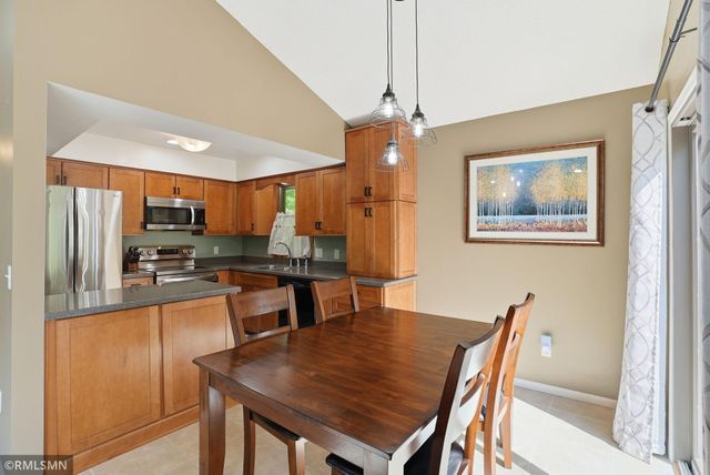 7024 Polaris Lane N, Maple Grove, MN 55311