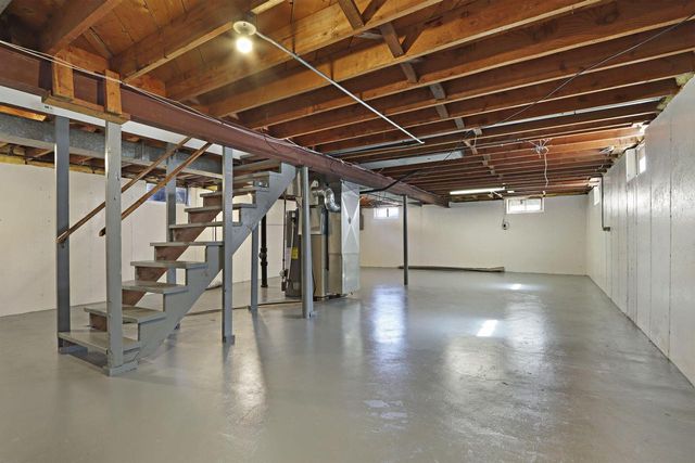 4033 32nd AVENUE, Kenosha, WI 53144