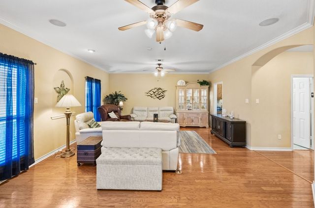 7717 Outreau Dr, Corpus Christi, TX 78414