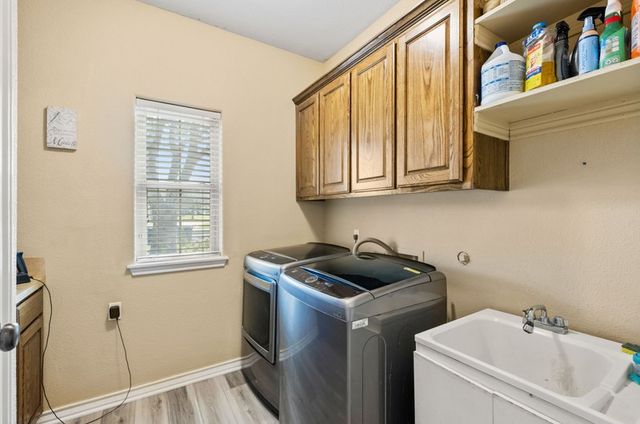 7717 Outreau Dr, Corpus Christi, TX 78414