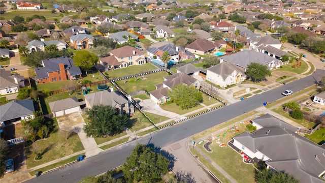 7717 Outreau Dr, Corpus Christi, TX 78414