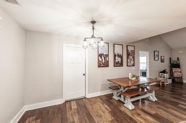 15 Raccoon Rd, Westmoreland, TN 37186