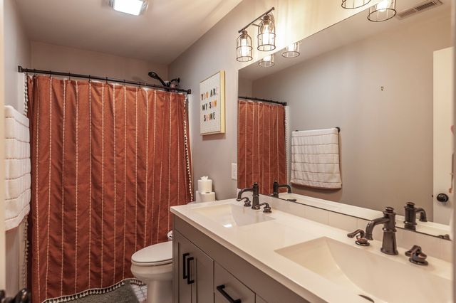 15 Raccoon Rd, Westmoreland, TN 37186