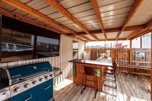 15 Raccoon Rd, Westmoreland, TN 37186