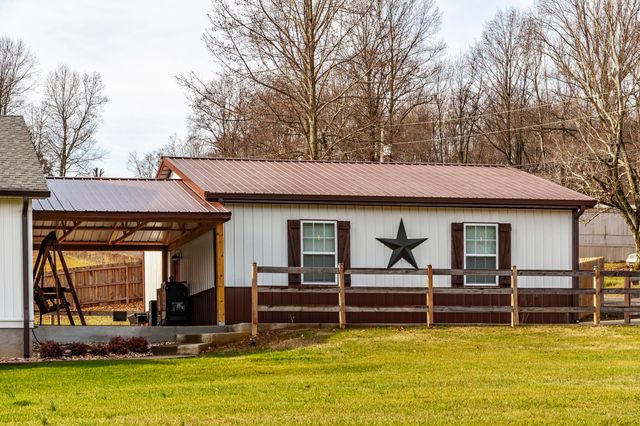 15 Raccoon Rd, Westmoreland, TN 37186