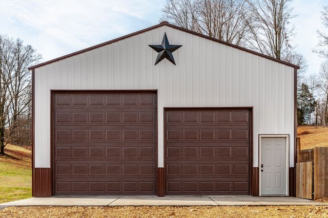 15 Raccoon Rd, Westmoreland, TN 37186