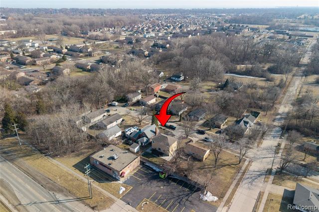 22011 Sharkey Street, Clinton Township, MI 48035