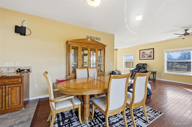 22011 Sharkey Street, Clinton Township, MI 48035