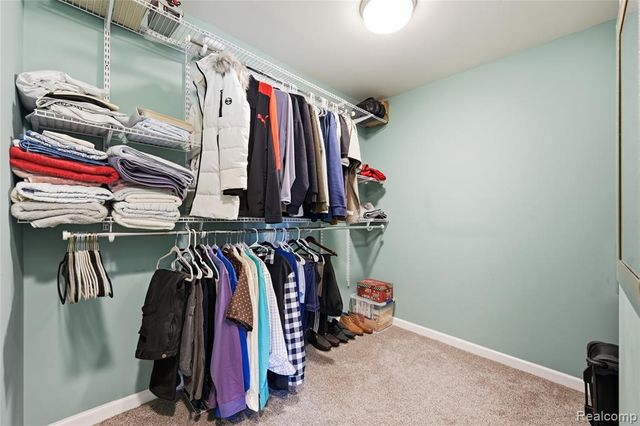 22011 Sharkey Street, Clinton Township, MI 48035