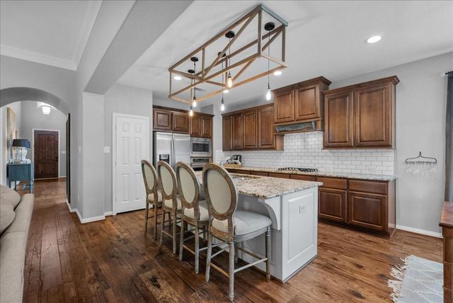 904 Cozy Hollow Court, Friendswood, TX 77546