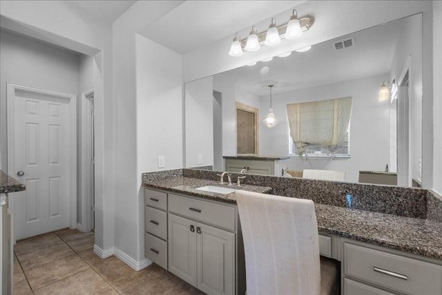 904 Cozy Hollow Court, Friendswood, TX 77546